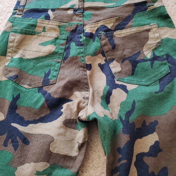 Camo Pants - Picture 4 of 5